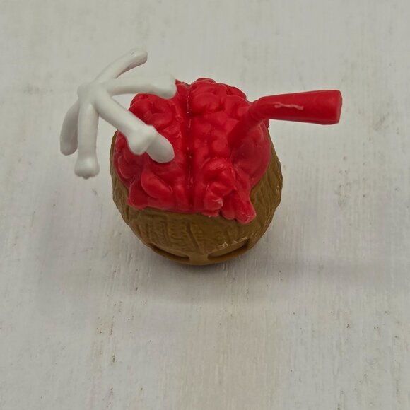 Monster High Ghoulia Yelps Skull Shores Coconut Tiki Drink Accessory - Picture 3 of 4